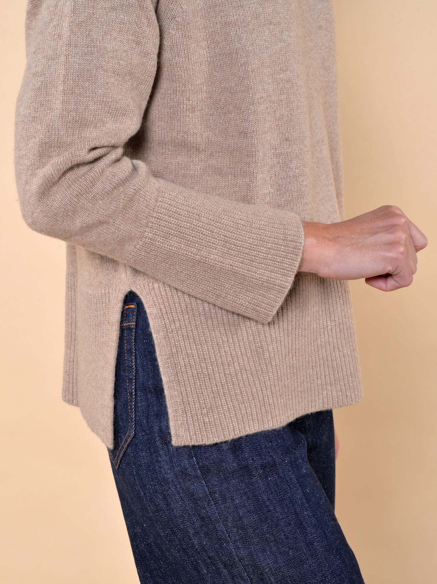 Maglia Scollo a Barca Misto Lana Cammello