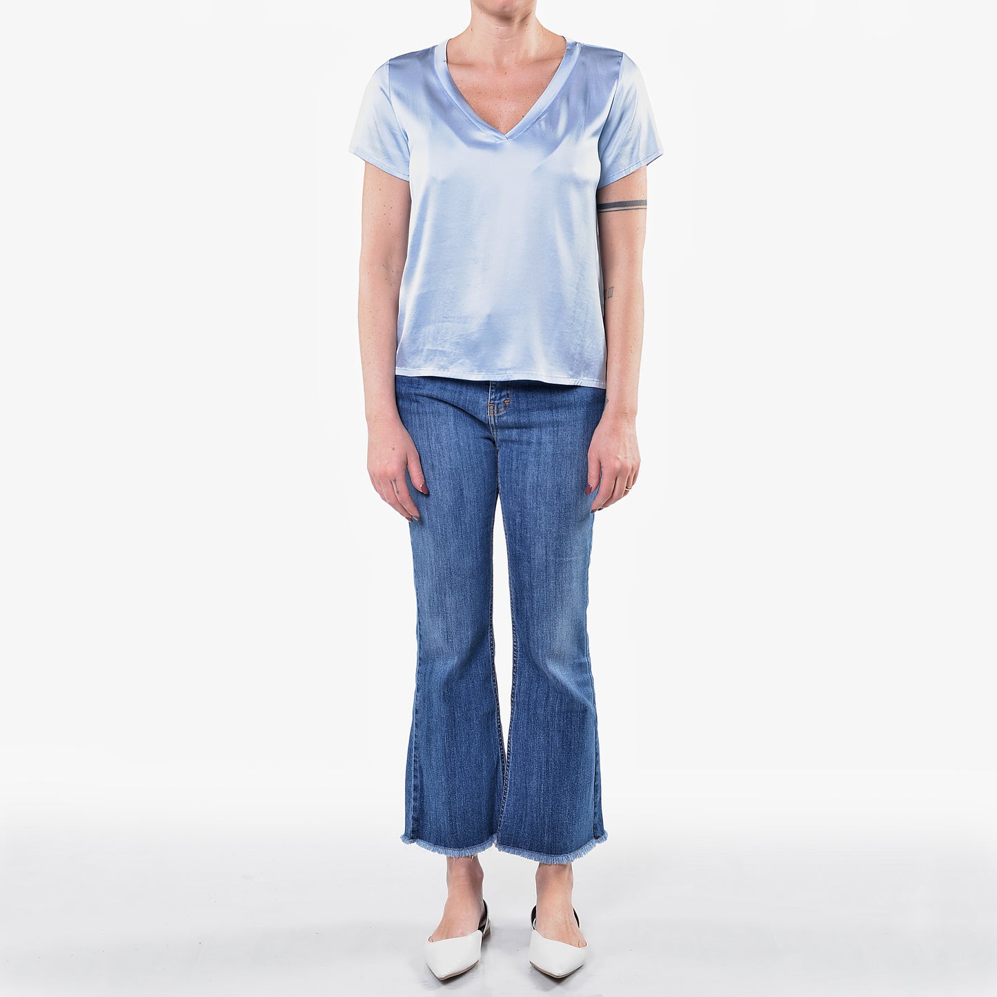 T-shirt Scollo a V in Raso di Viscosa Elasticizzato Celeste 1/2 Manica