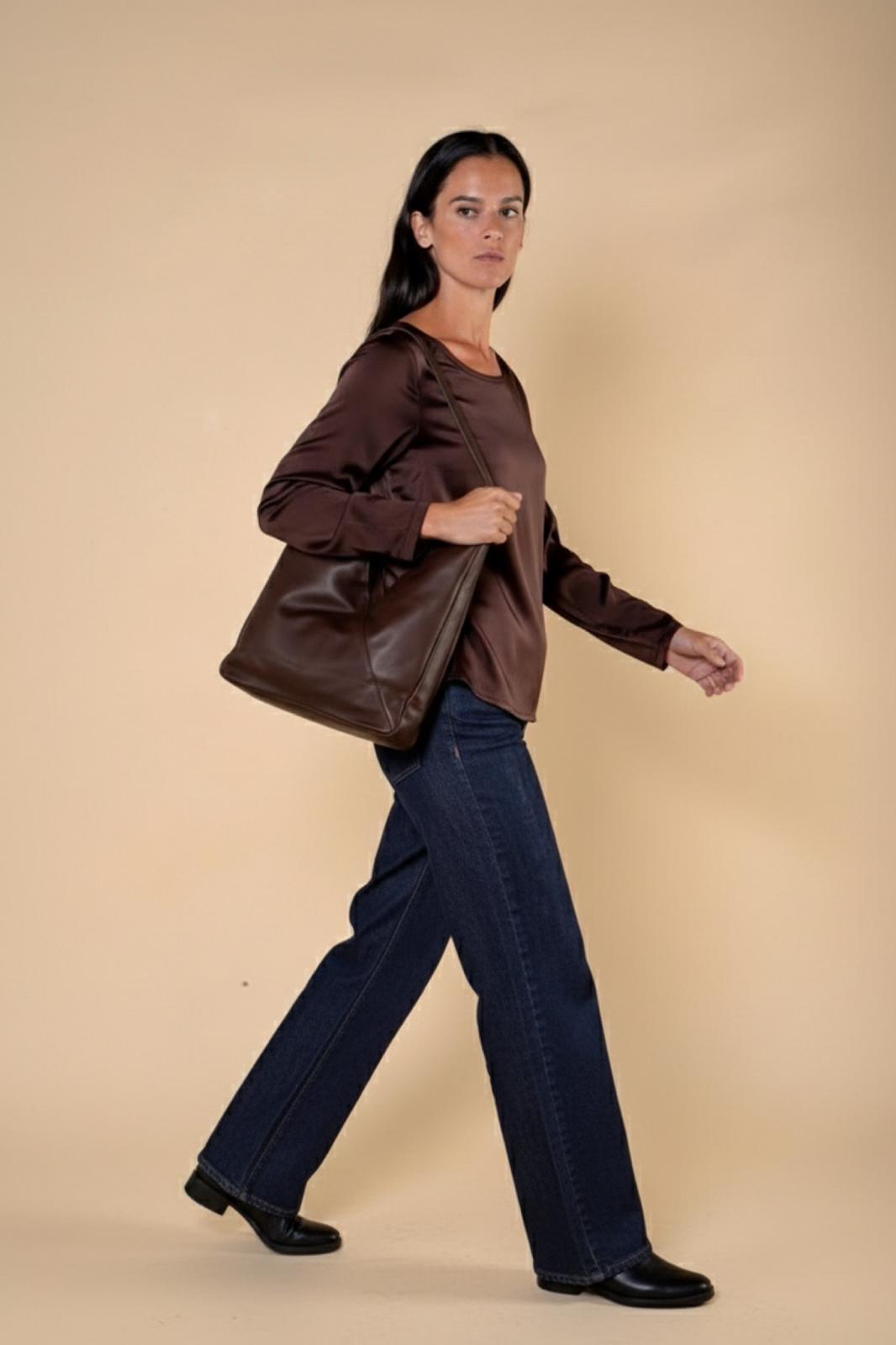 Borsa con Taglio Diagonale