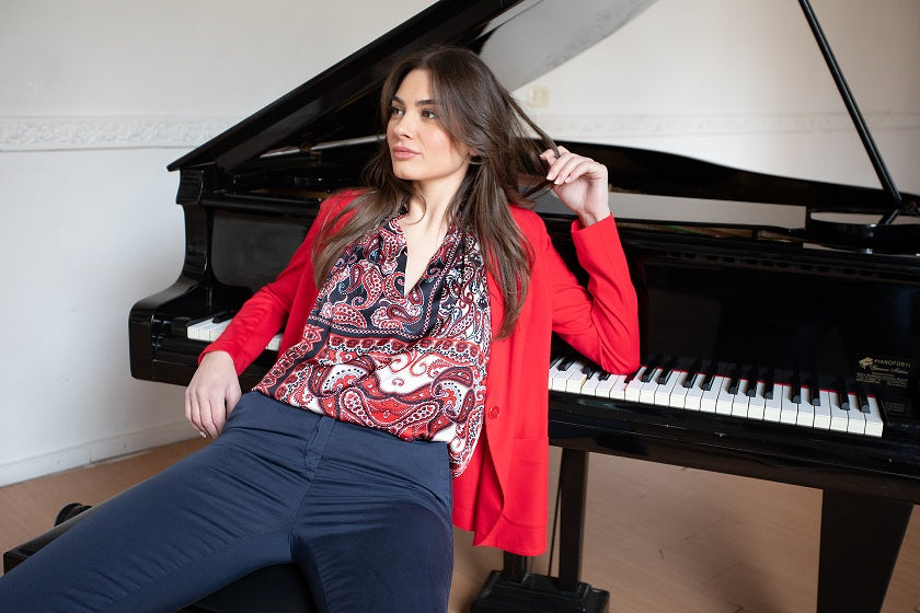 Top Scollo a V in Fantasia Patchwork Rosso
