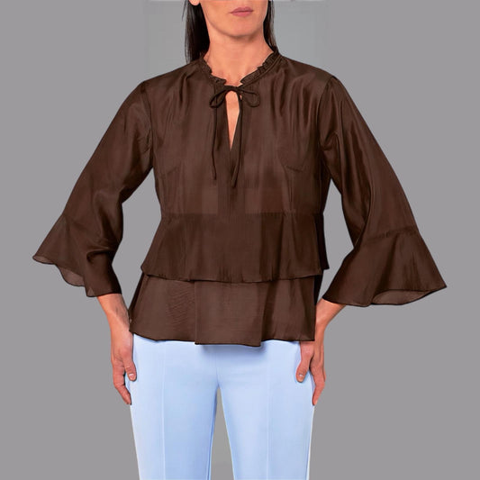 Blaue Rüschenbluse