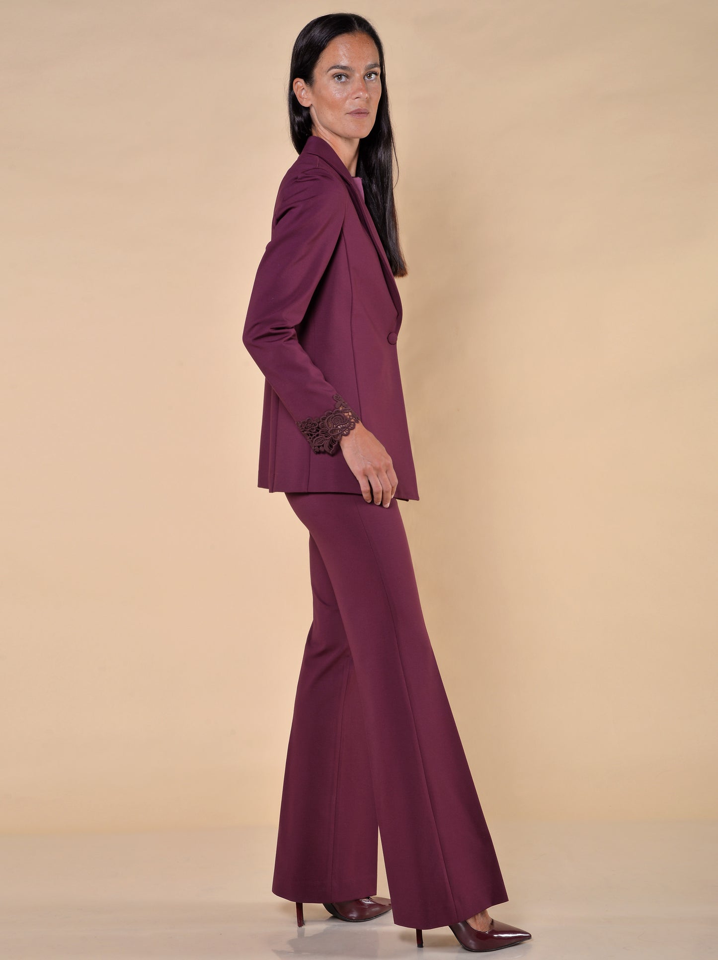 Pantaloni a Zampa in Punto Milano Bordeaux