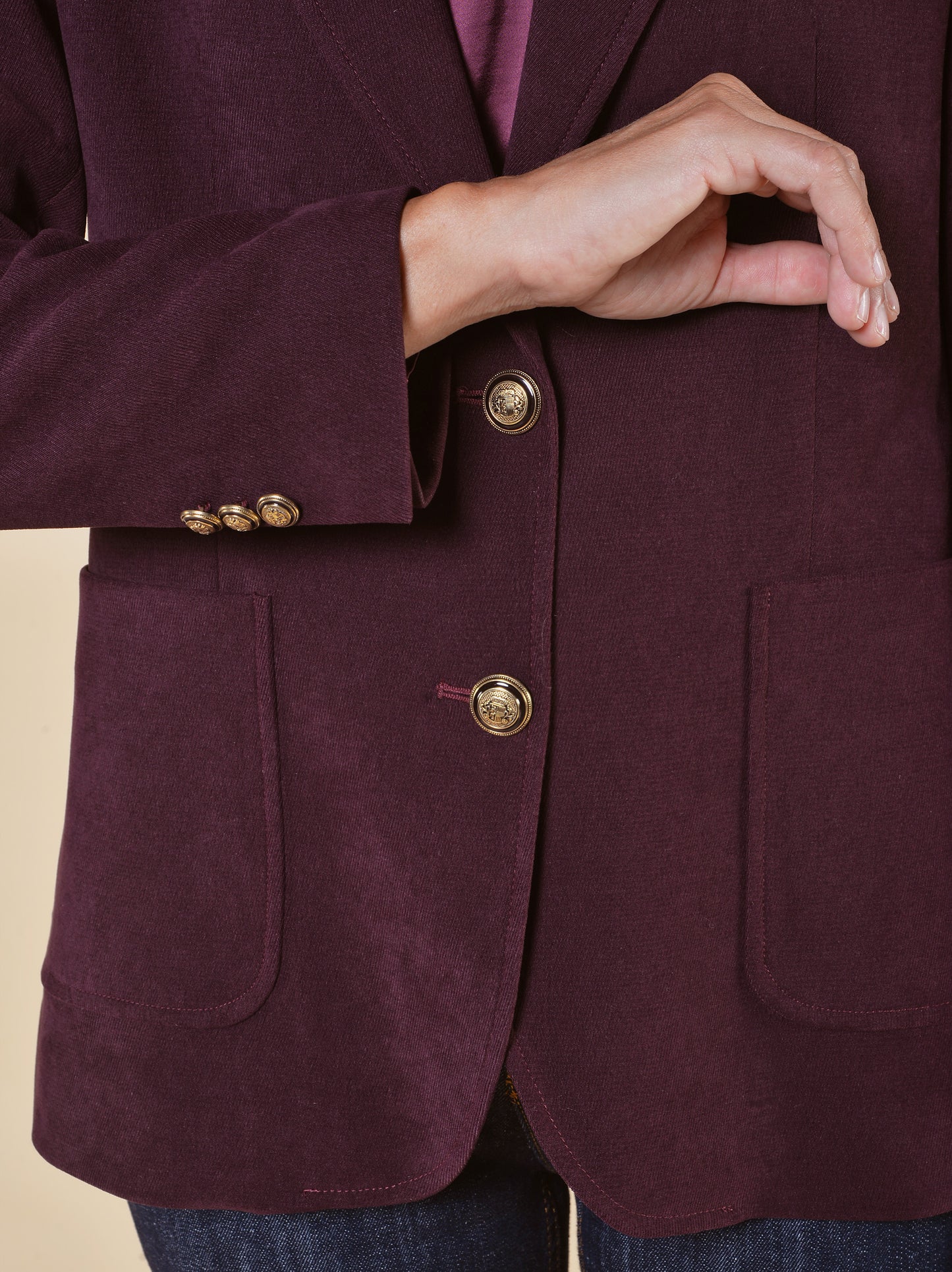 Giacca in Velluto Con Bottoni Oro Bordeaux