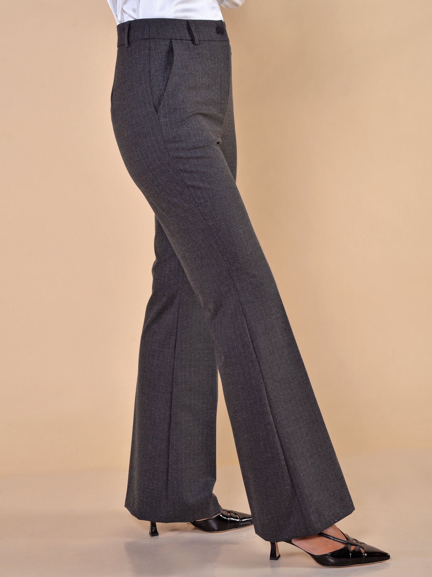Pantaloni a Zampa in Gessato Antracite
