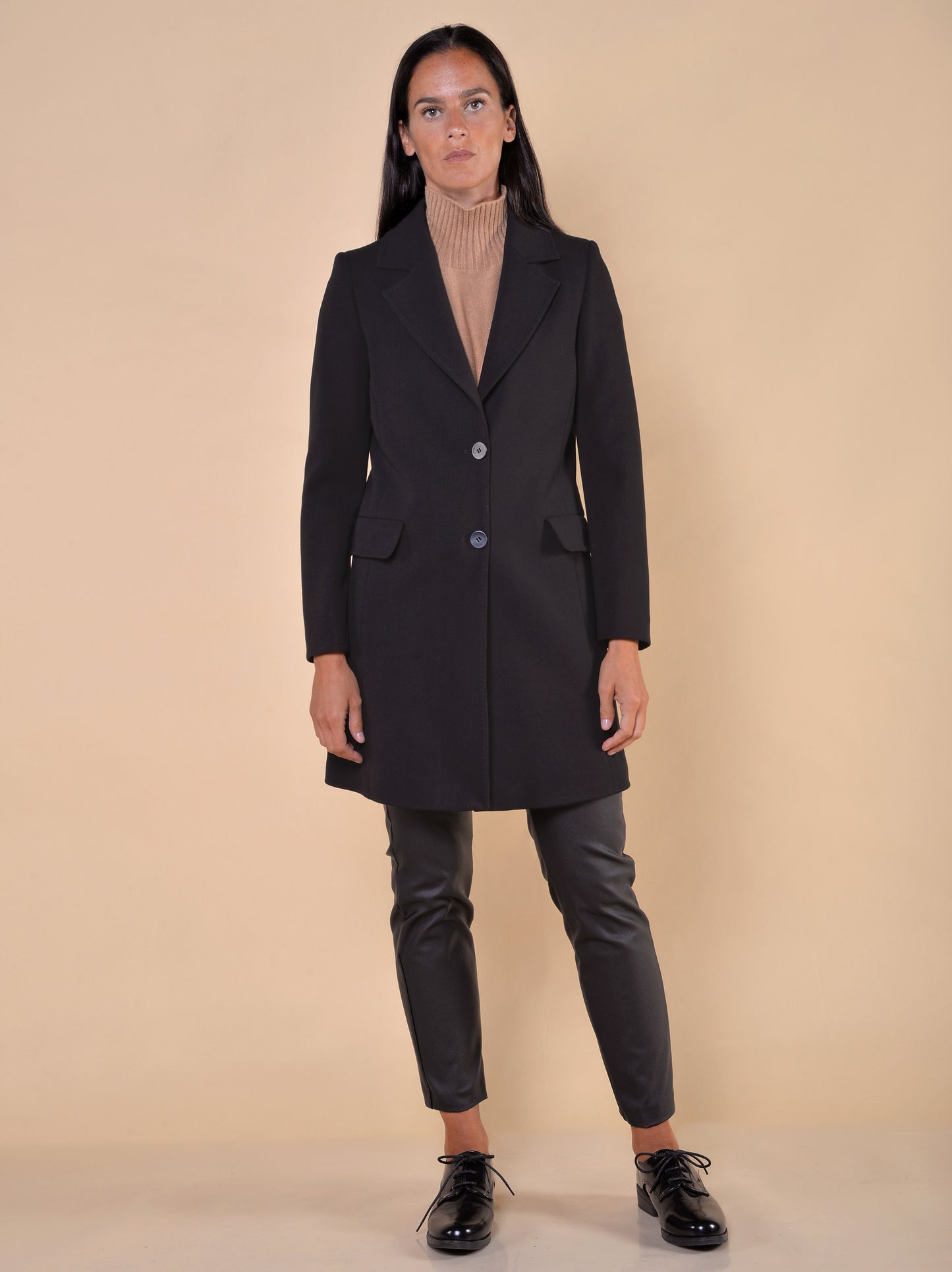 Cappotto in Triplo Crepe Nero