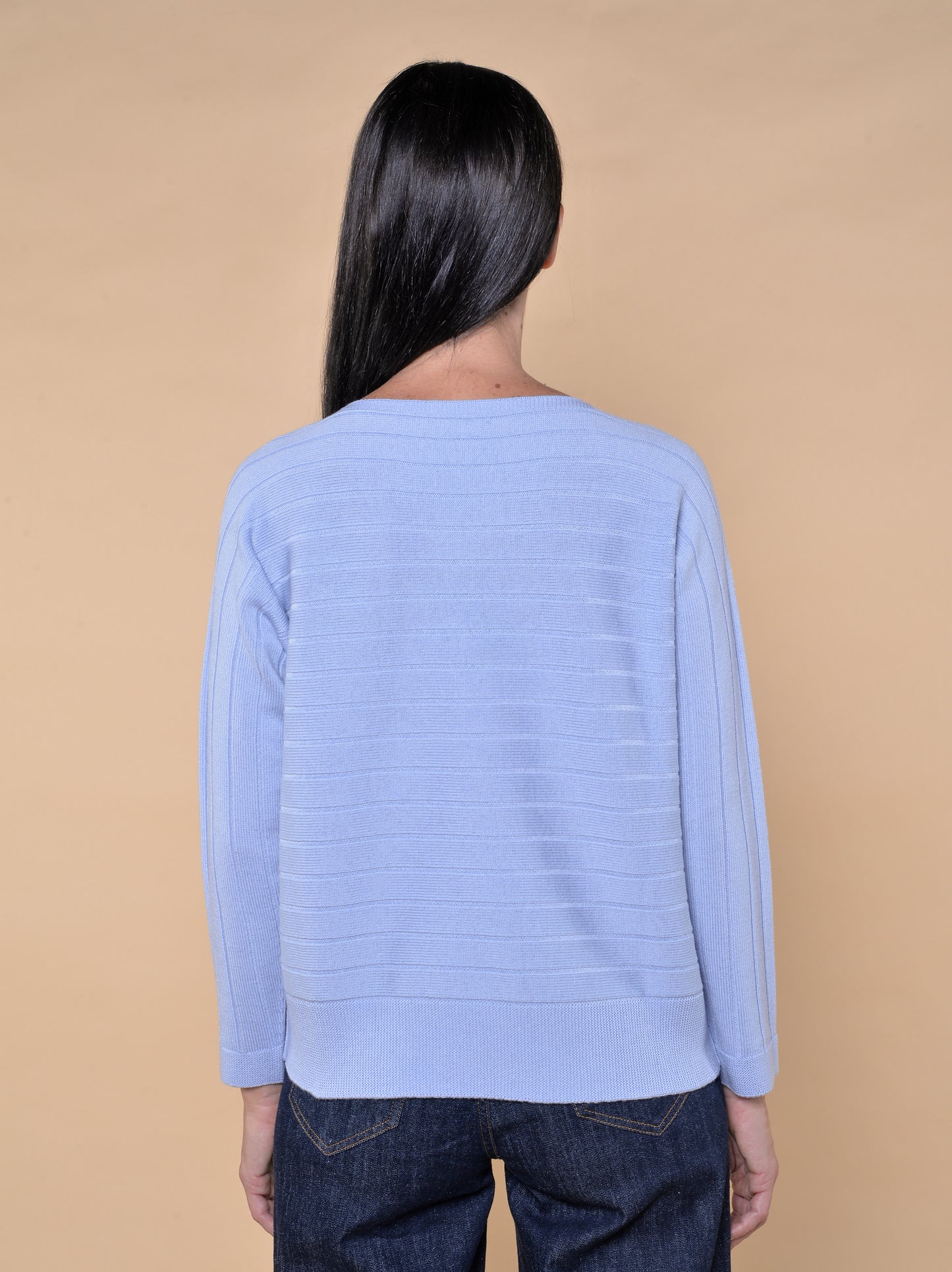 Maglia in Pura Lana Vergine a Coste Orizzontali Nuvola