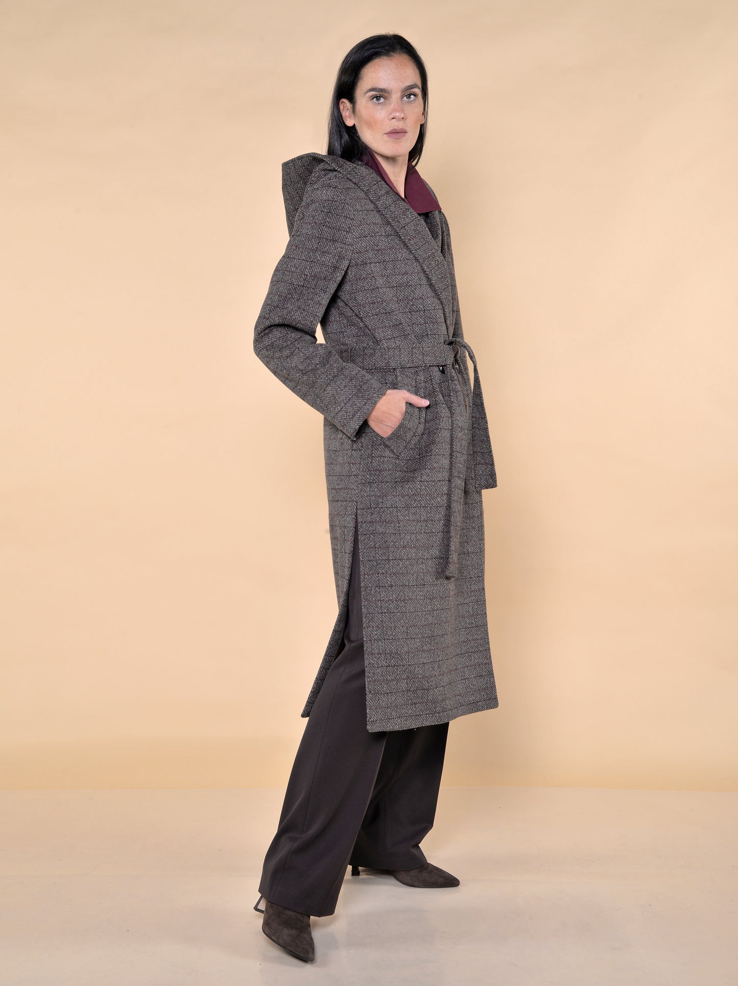Cappotto Lungo Con Cappuccio Fantasia Quadro Bordeaux