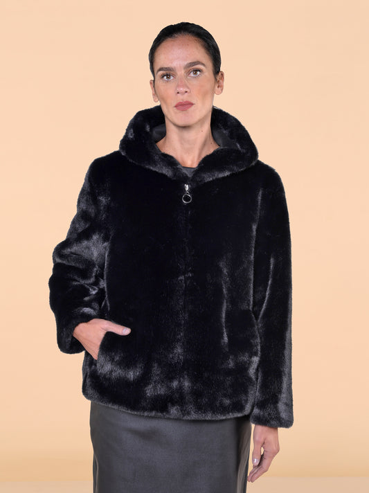 Ecopelliccia con Cappuccio Nera