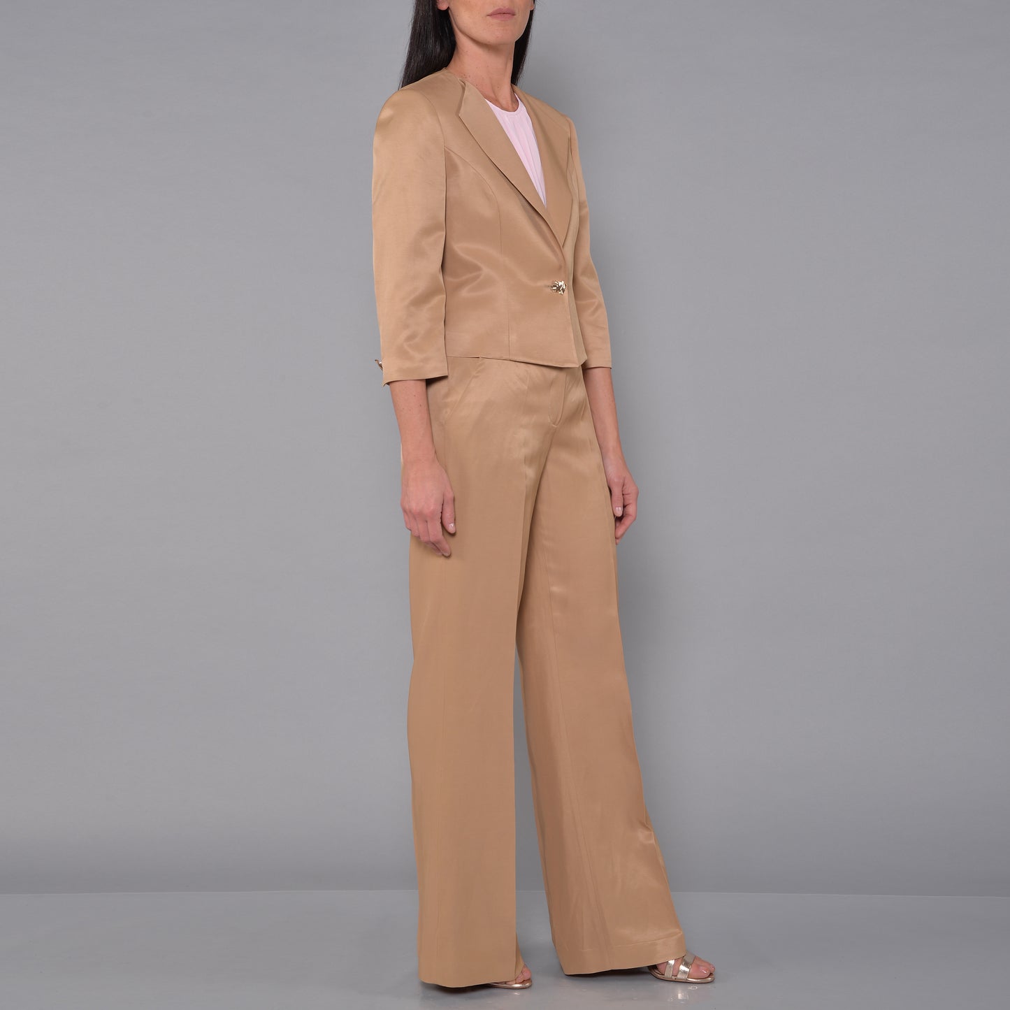 Hose mit weitem Bein aus Leinen-Viskose-Satin in Karamell