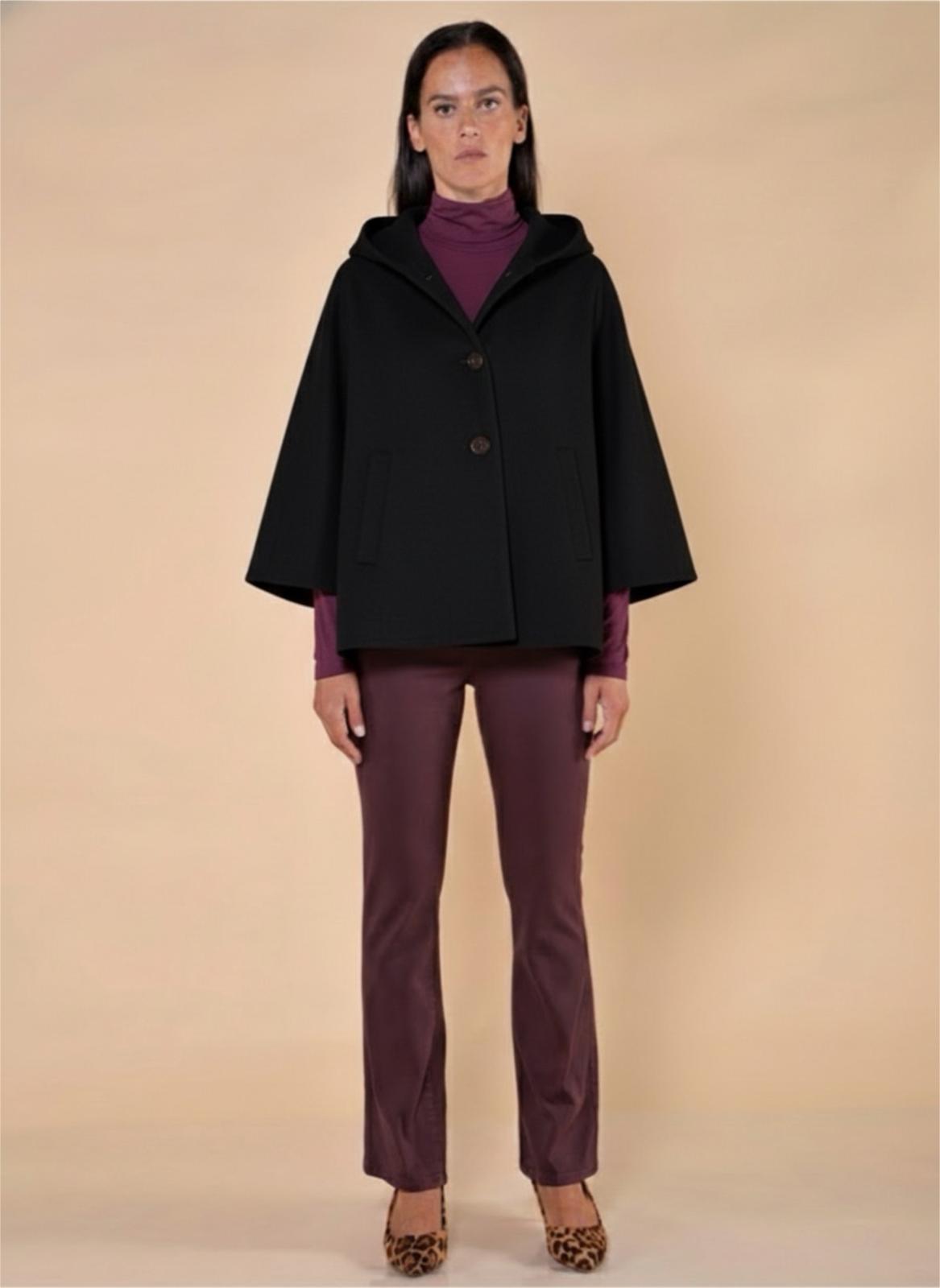 Giaccone con Cappuccio Nero